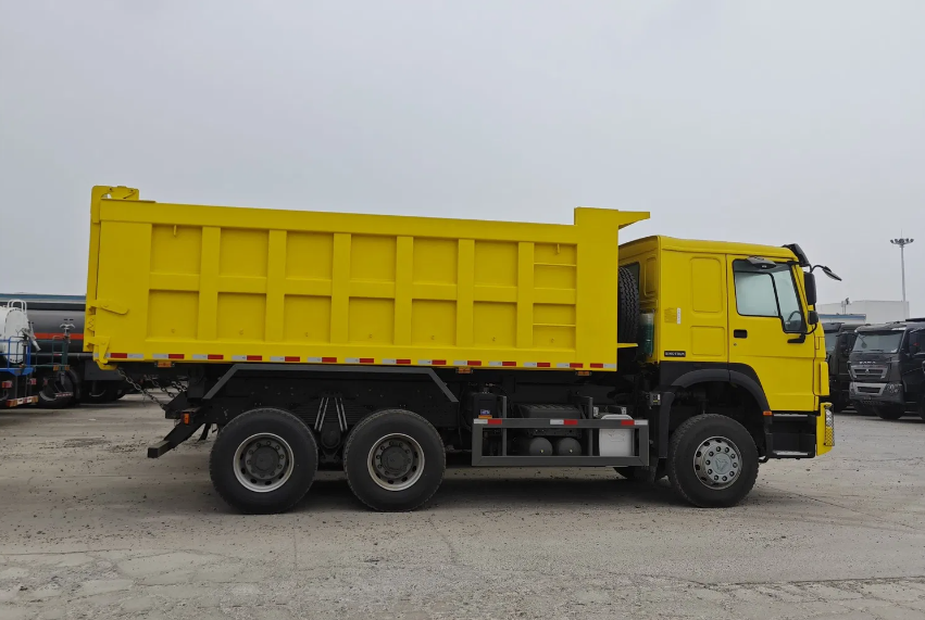  Sinotruk HOWO LHD 6X4 400HP/371HP New Dump Truck Site Dumpers